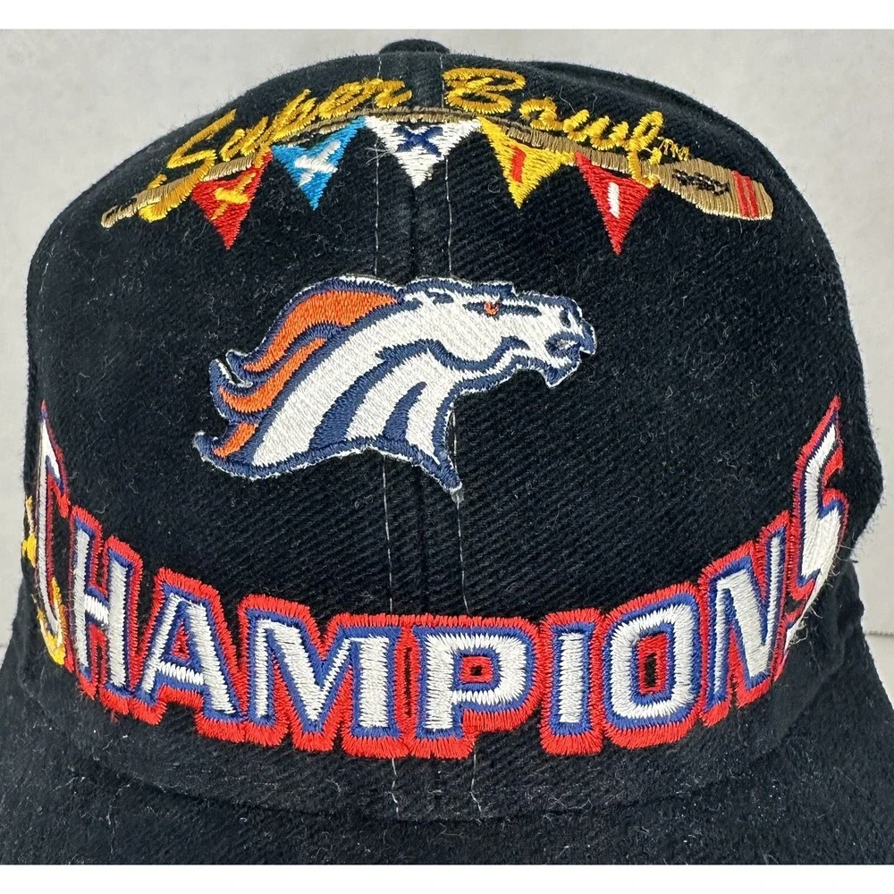 Vintage Denver Broncos Hat Cap Snap Back Super Bowl XXXII Champs NFL Football